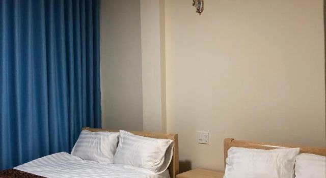 Van Minh Hotel, Забронировать Отель Далат Ламдонг