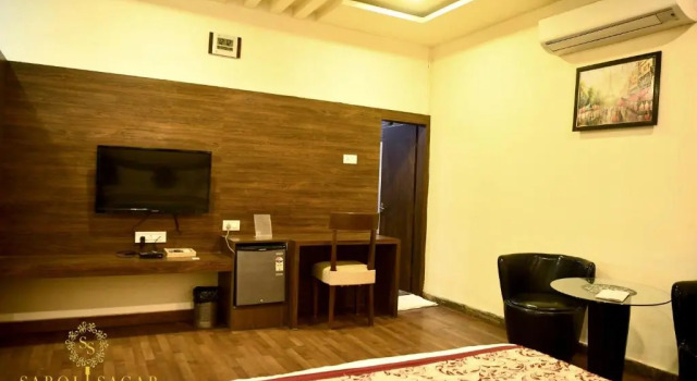 Номер Executive Hotel Saroj Sagar
