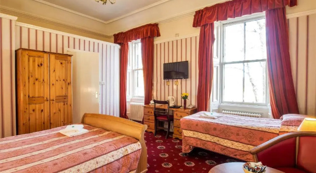 Номер Standard Cumberland Hotel