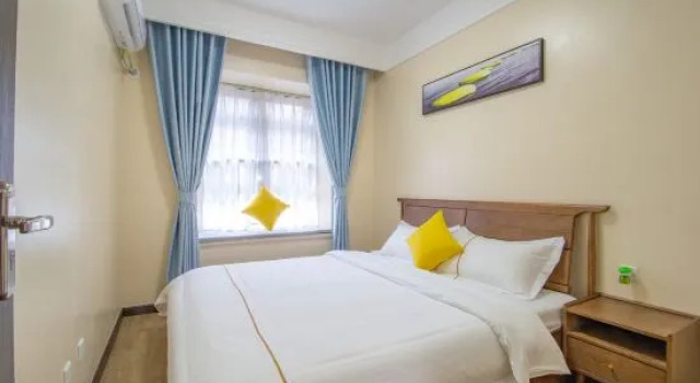 Семейный люкс с 3 комнатами Jizhu Holiday Apartment (Chengmai Software Park)