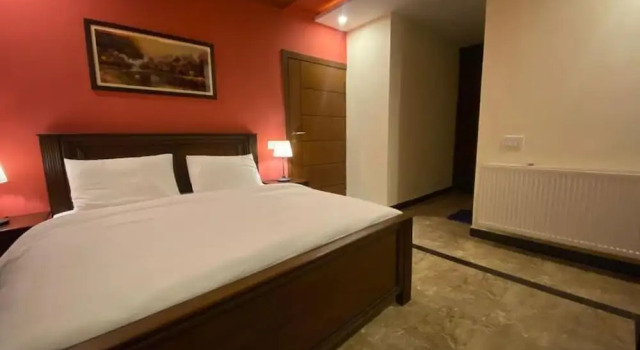 AK Hotel & Suites, Rezerwuj Hotel Murree Punjab Region