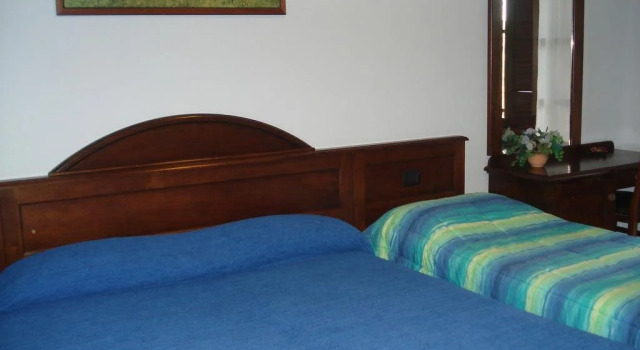 Cà del Crutin, Prenota Hotel Monteu Roero Langhe