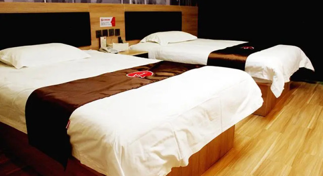 Двухместный номер Superior Thank Inn Chain Hotel Hebei Shijiazhuang Xingtang Town North Yongchang Road