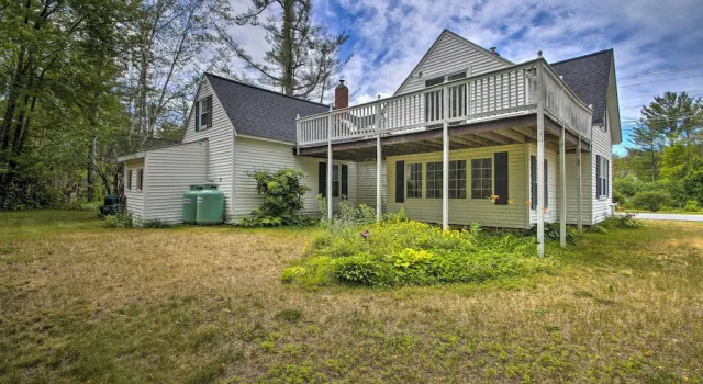 Modern Home ~ 2 Mi to Cranmore Mountain Resort!