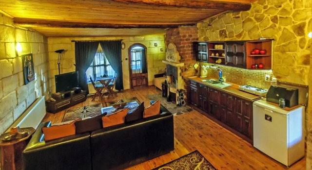 Люкс Deluxe Adanos Konuk Evi