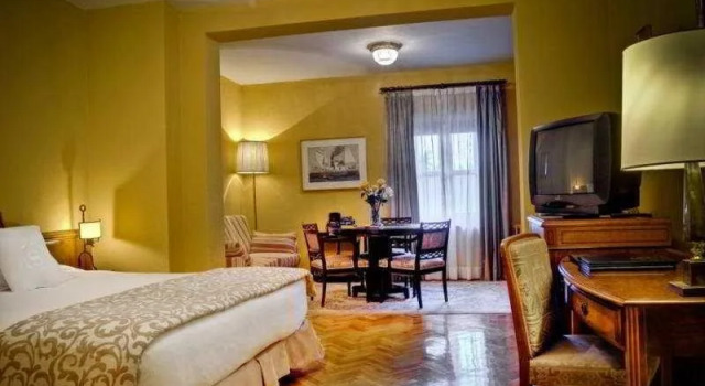 Sheraton Santa Maria del Paular, Varaa Hotelli Hotellit Madridin maakunta pysäköinnillä, Pysäköinti
