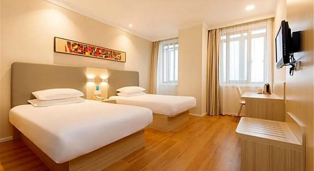 Семейный номер Standard Hanting Hotel Hangzhou West Lake Longjing Road