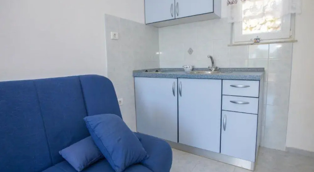 Апартаменты Charming Brsec Apartment With Shared Pool