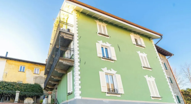 Unique Vacation Rental in Losone