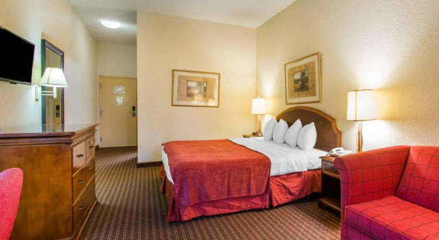 Rodeway Inn Wesley Chapel, Boek Hotel Wesley Chapel Florida