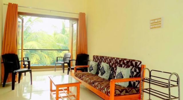 Spacious Apartment with Pool - CM008