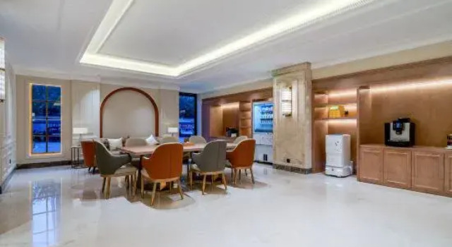 Vienna Hotel (Xi'an Xibudadao Xitailu Subway Station Branch), Prenota Hotel Xi'an Shaanxi
