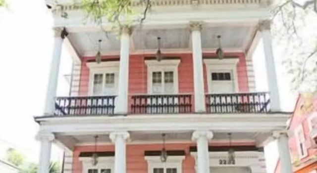 Esplanade Mansion