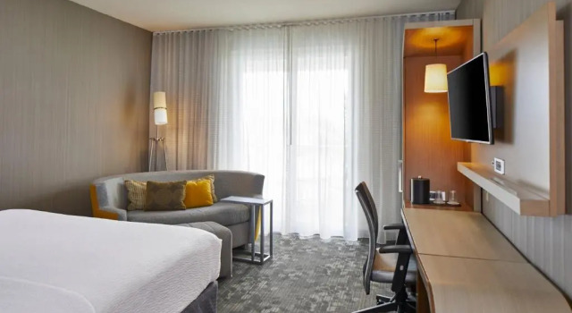 Номер Standard Courtyard by Marriott St. Petersburg Clearwater/Madeira Beach