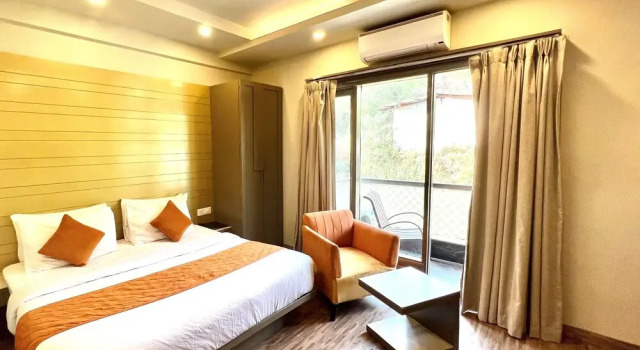 Двухместный номер Executive Comfort Inn Silver Arch Hotel, Mussoorie