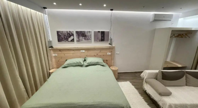Студия Superior Patras Rooms est 1990