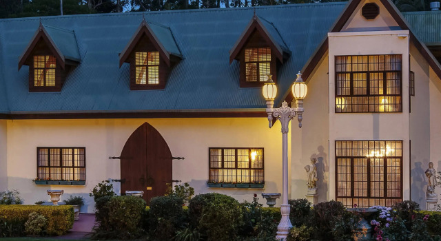 Mt Tamborine Stonehaven Manor