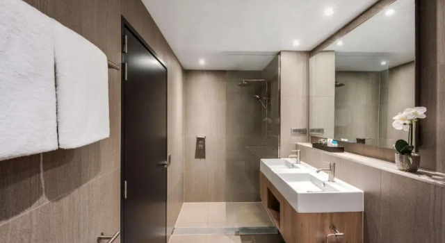 Трёхместный номер Deluxe Vibe Hotel North Sydney