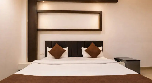 Hotel Just 9 Inn Lucknow