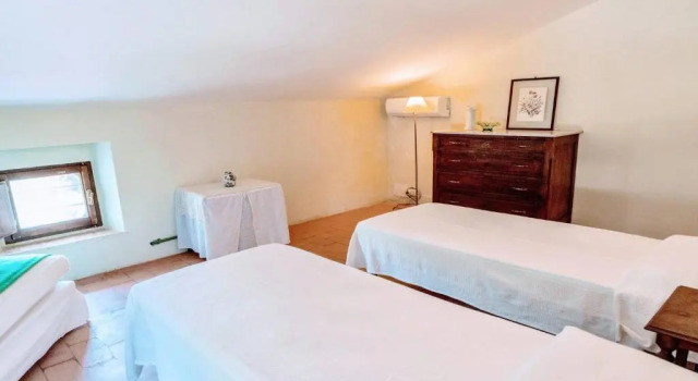 Sleeps 12 - Amazing Scenery all Around - exc Villa, Pool + Grounds - Pool House, Varaa Hotelli Spoleto Umbria