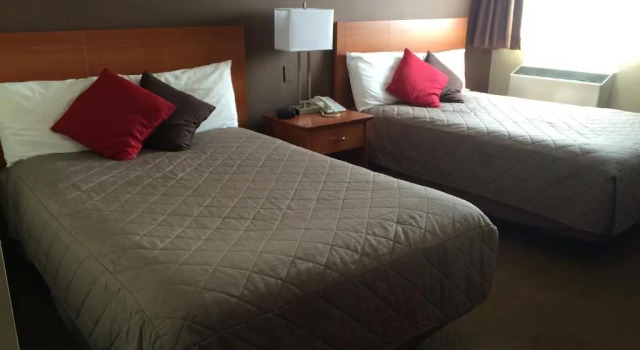 Четырёхместный номер Standard Coastal Inn Moncton/ Dieppe