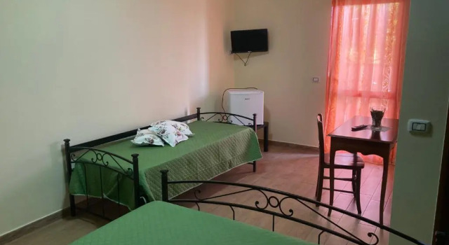 Трёхместный номер Standard с видом на сад B&B Relais da Clorinda