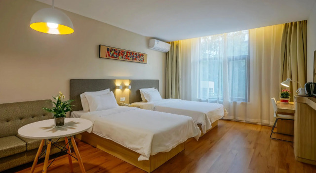 Hanting Hotel Nanjing Hexi Jiqingmen Street, Prenota Hotel Nanchino Jiangsu