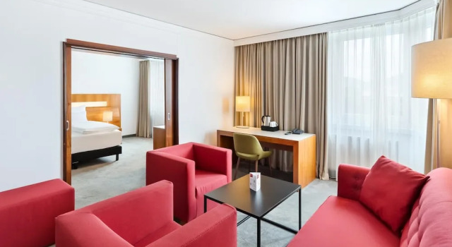 Полулюкс Austria Trend Hotel Europa Graz Hauptbahnhof