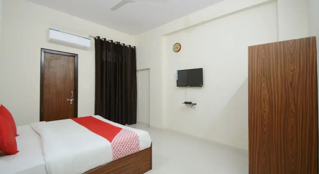 OYO 19970 Hotel Pink View
