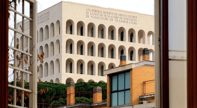 Rent In Rome - Appartamento Rainbow Eur