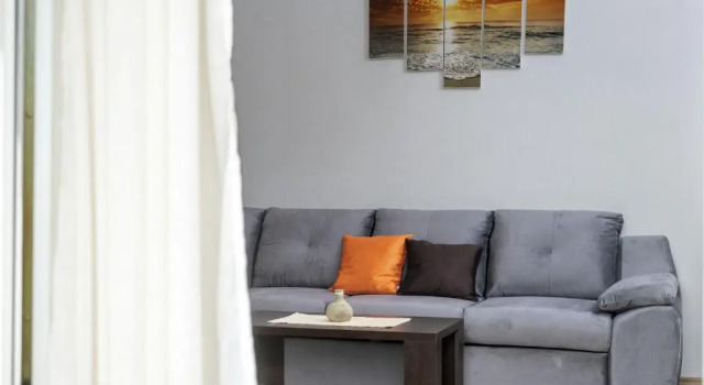 Apartment Jelčić, Забронировать Апартаменты/квартира Отели Подстраны с парковкой, рядом с Частный Пляж «Апартментс Лавица Бич Думичич», Парковка
