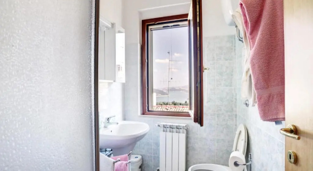 Deluxe dobbelt værelse med søudsigt Bed & Breakfast da Tina