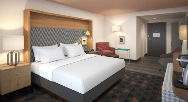 Четырёхместный номер Standard Holiday Inn & Suites Houston NW - Vintage Park Area by IHG