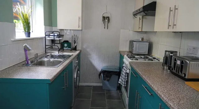 Коттедж Milton Keynes Home - Sleeps 4 - Parking
