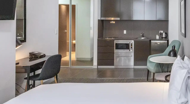Люкс Standard Holiday Inn & Suites Sydney Bondi Junction by IHG