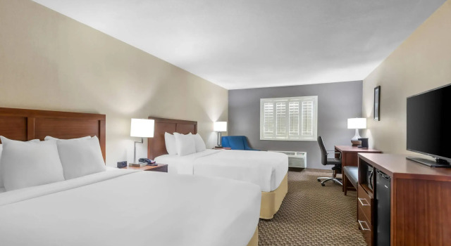 Четырёхместный люкс Comfort Inn & Suites Thatcher - Safford