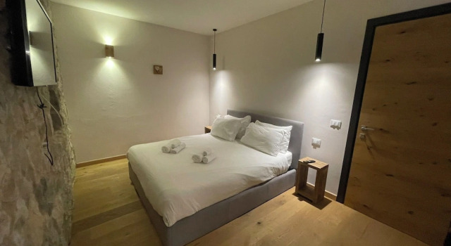 Апартаменты Luxury SnowLake Suite & Apartment