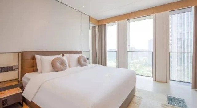 Двухместный семейный люкс с балконом Western apartments