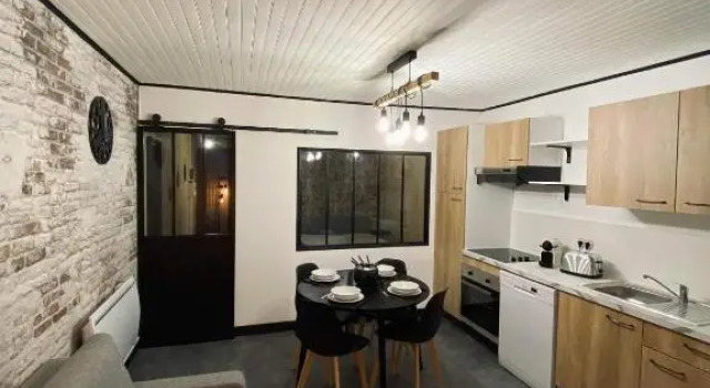 Апартаменты Appartement chic et cosy au pied du village