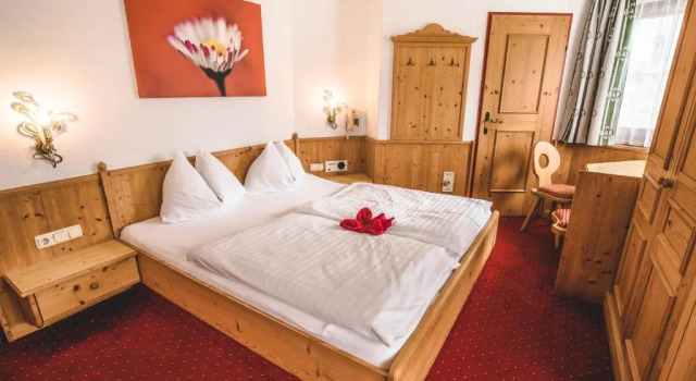 Двухместный номер Standard с балконом Hotel Metzgerwirt