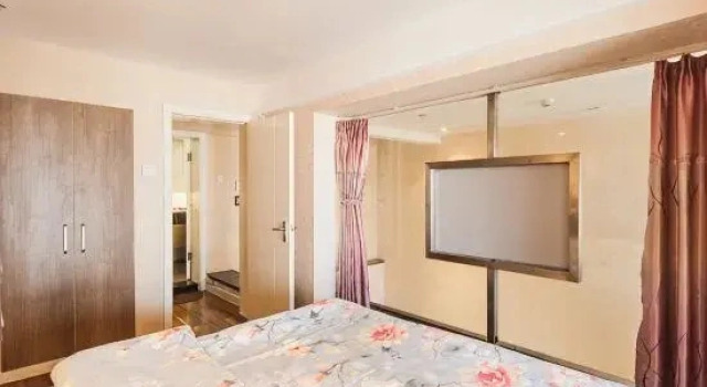 Люкс с 3 комнатами Wuhan Guanggutiandi Service Apartment