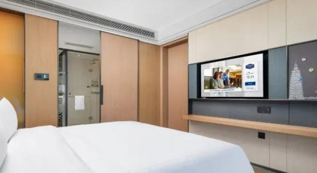 Люкс Business Hampton by Hilton Changzhou Jintan