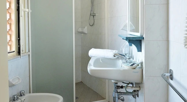 Двухместный номер Economy Hotel Bamar