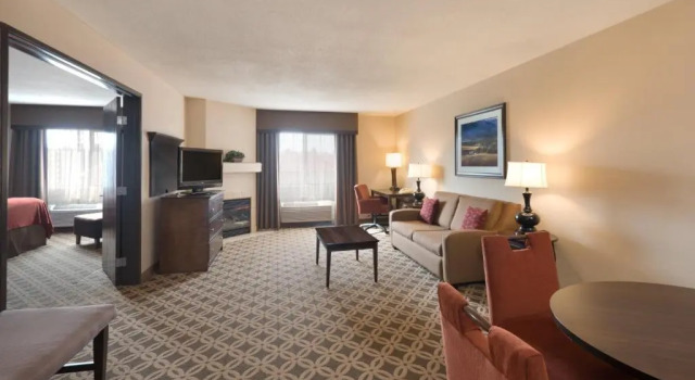 Люкс Holiday Inn Express Show Low by IHG