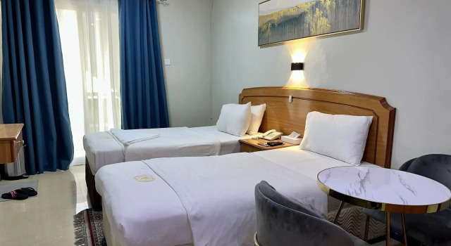 Maaeen Hotel