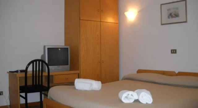 Albergo Dalla Mena, Забронировать Отель Романо-д’Эццелино Венето