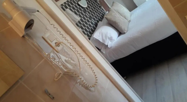 Номер Comfort Hôtel de la Mer - Barcarès, à 100m de la plage