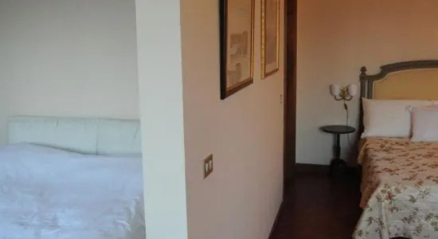 Poggio alla Scaglia, Book Hotel Hotels in Pozzolatico with Parking, Parking