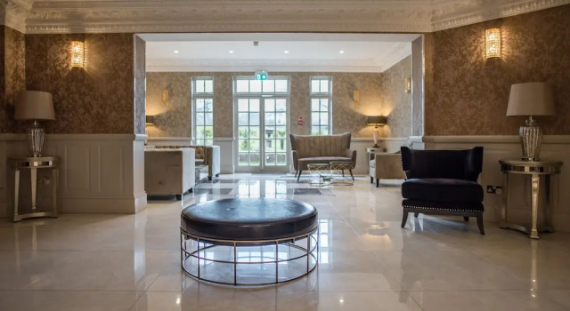 Guildford Manor Hotel & Spa, Забронировать Курортный отель Отели High Weald с завтраком, Завтраки