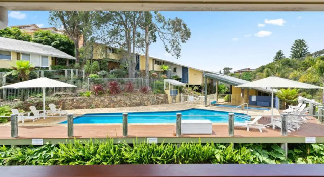 Апартаменты Tathra Beach House Holiday Apartments